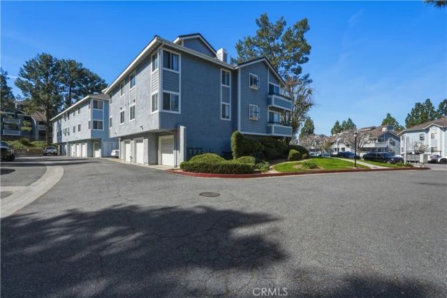 20362 Rue Crevier 605, Canyon Country, CA 91351