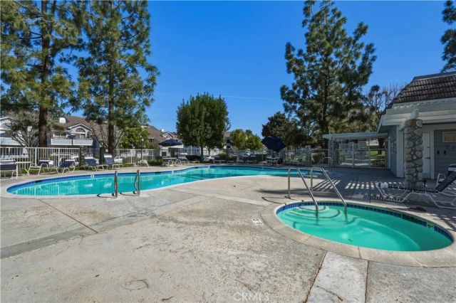 20362 Rue Crevier 605, Canyon Country, CA 91351