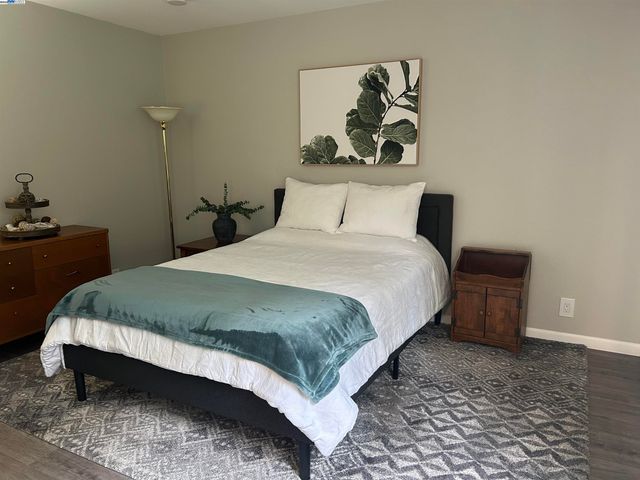 21117 Gary Dr 106, Hayward, CA 94546