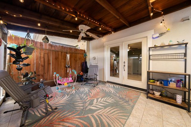 6361 Wexford Cir, Citrus Heights, CA 95621