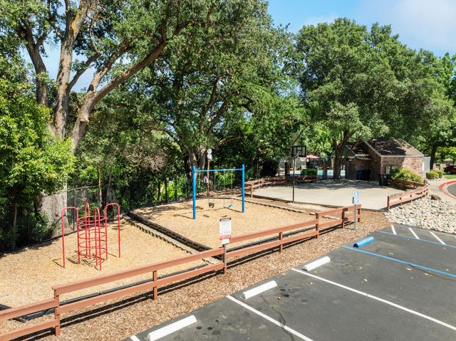 6361 Wexford Cir, Citrus Heights, CA 95621