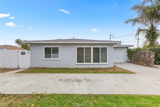 10327 Flora Vista Avenue, Bellflower, CA 90706