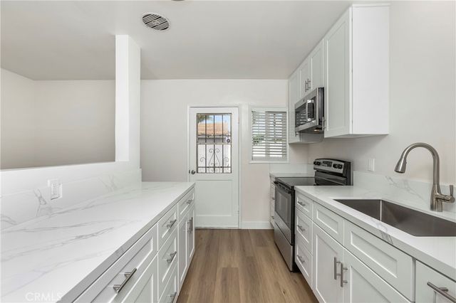 10327 Flora Vista Avenue, Bellflower, CA 90706