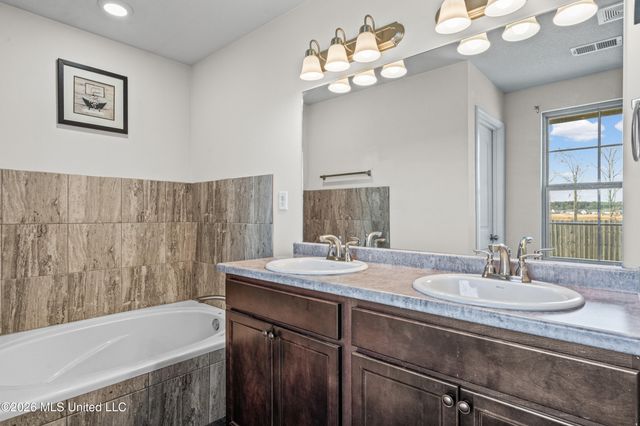 2520 Rutherford Drive, Southaven, MS 38672