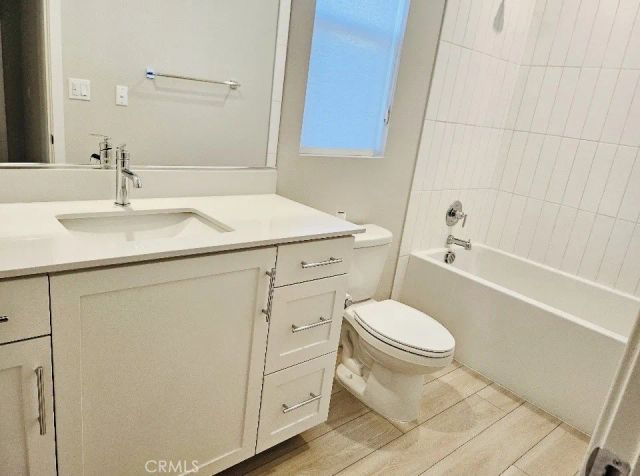 27637 Ensemble, Valencia, CA 91381