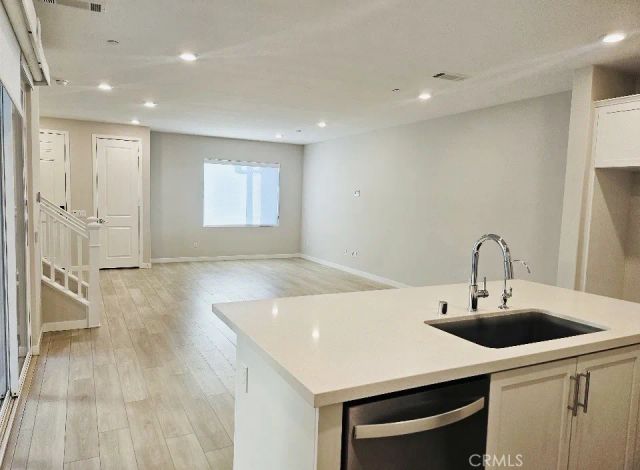 27637 Ensemble, Valencia, CA 91381
