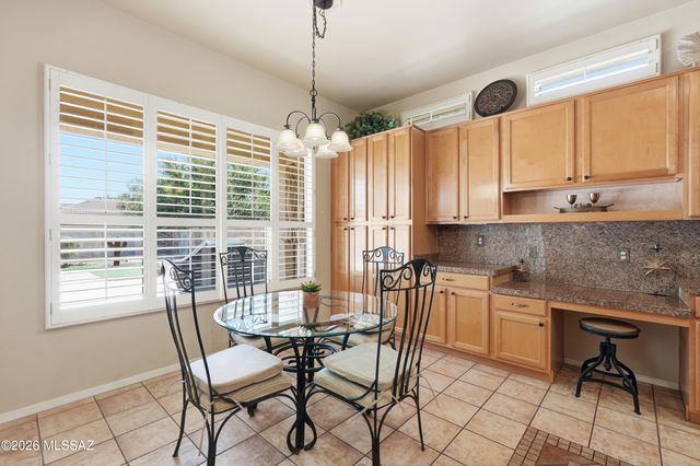 7693 W Sunlark Way, Tucson, AZ 85743