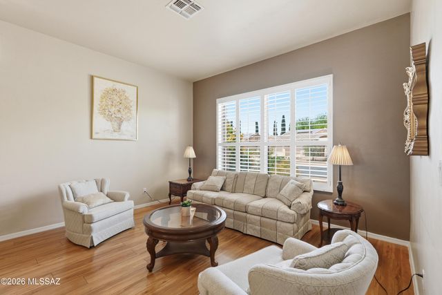 7693 W Sunlark Way, Tucson, AZ 85743