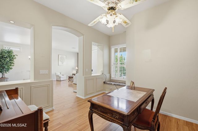 7693 W Sunlark Way, Tucson, AZ 85743