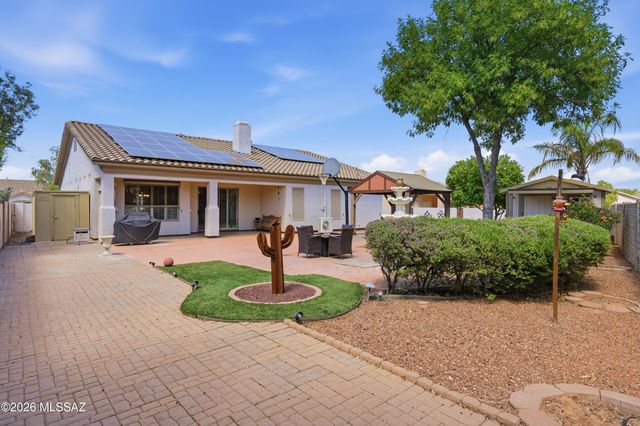 7693 W Sunlark Way, Tucson, AZ 85743
