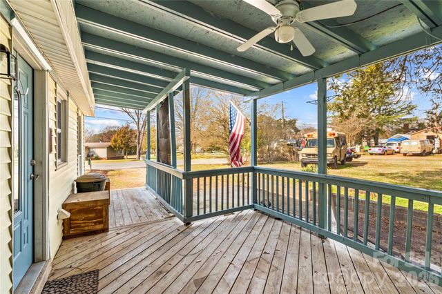 1022 Railroad Avenue, China Grove, NC 28023