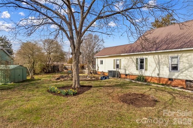 1022 Railroad Avenue, China Grove, NC 28023