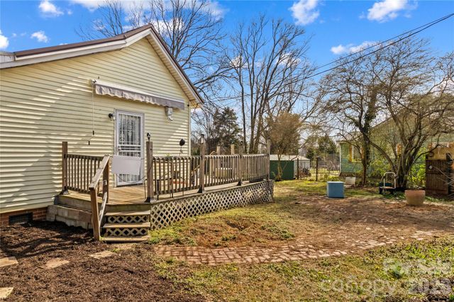 1022 Railroad Avenue, China Grove, NC 28023