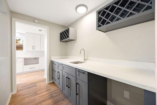 2114 Eagle Point Road, Crosby, TX 77532