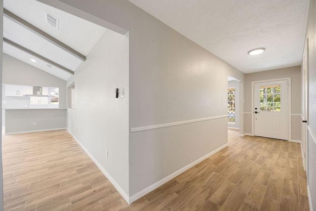 2114 Eagle Point Road, Crosby, TX 77532