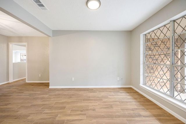 2114 Eagle Point Road, Crosby, TX 77532