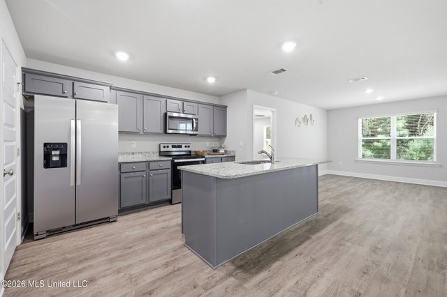 6587 Eastland Circle, Biloxi, MS 39532