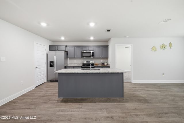 6587 Eastland Circle, Biloxi, MS 39532