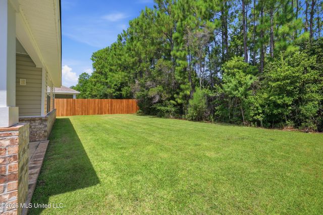 6587 Eastland Circle, Biloxi, MS 39532