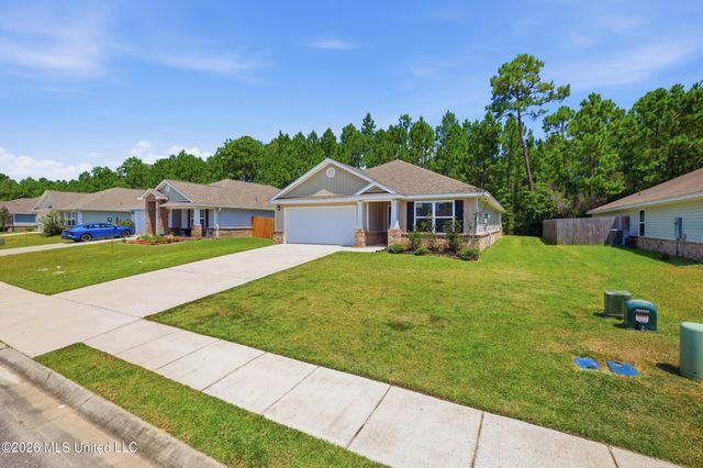 6587 Eastland Circle, Biloxi, MS 39532