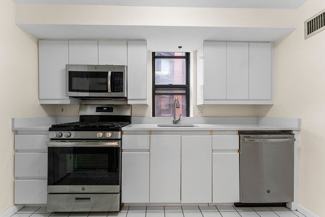 170 Tremont 1501, Boston, MA 02111