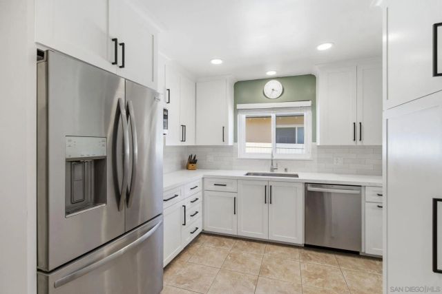 6454 Del Cerro Blvd, San Diego, CA 92120
