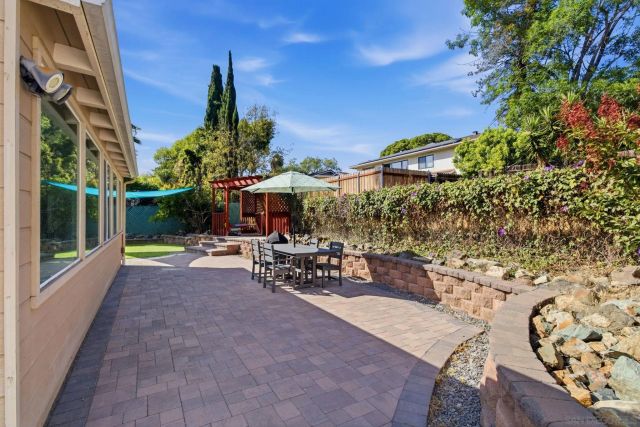 6454 Del Cerro Blvd, San Diego, CA 92120