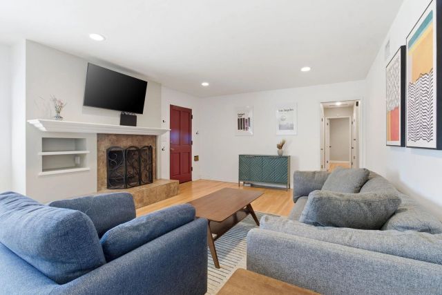 6454 Del Cerro Blvd, San Diego, CA 92120