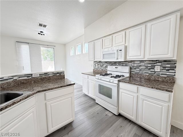 8034 Arcadian Lane, Las Vegas, NV 89147