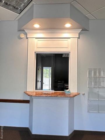 5084 VILLA LINDE Parkway 5, Flint, MI 48532