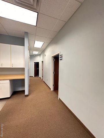 5084 VILLA LINDE Parkway 5, Flint, MI 48532