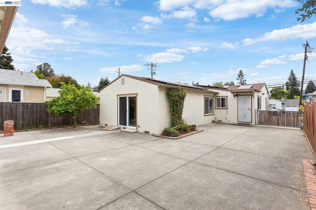 3270 Keith Ave, Castro Valley, CA 94546