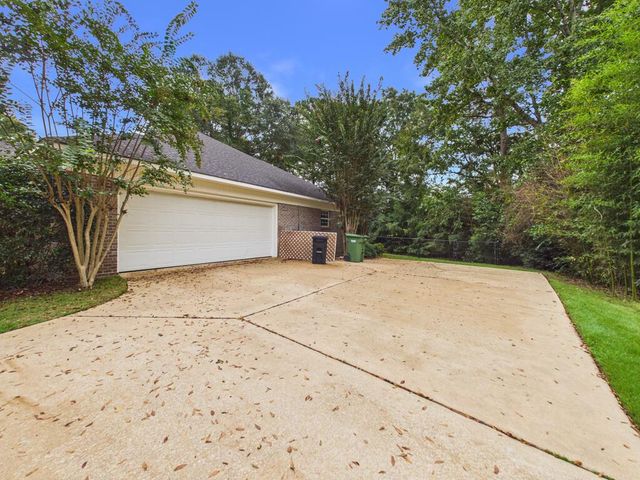 8460 Timber Creek Drive, Columbus, GA 31904