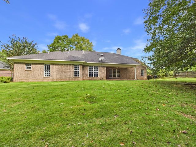 8460 Timber Creek Drive, Columbus, GA 31904