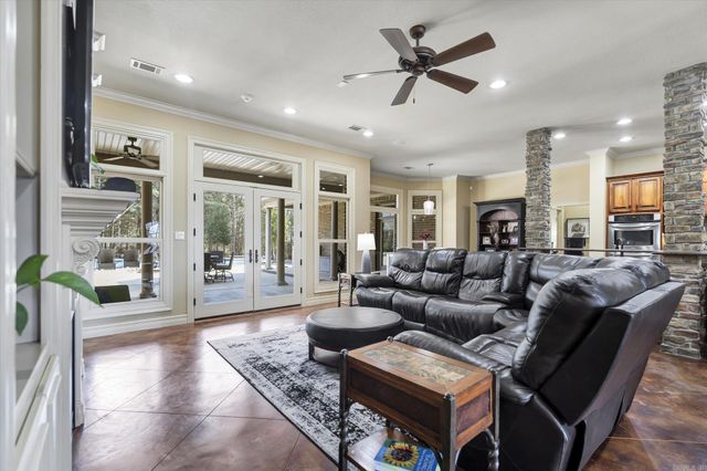 408 Huntcliff Drive, Jonesboro, AR 72404