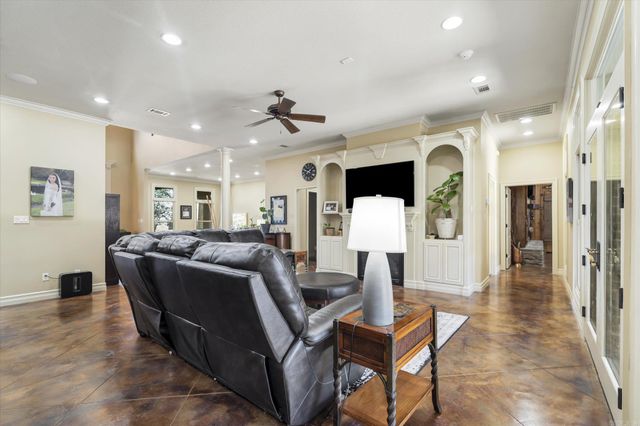 408 Huntcliff Drive, Jonesboro, AR 72404