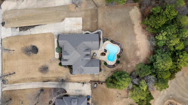 408 Huntcliff Drive, Jonesboro, AR 72404