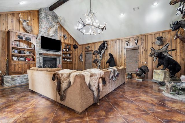 408 Huntcliff Drive, Jonesboro, AR 72404