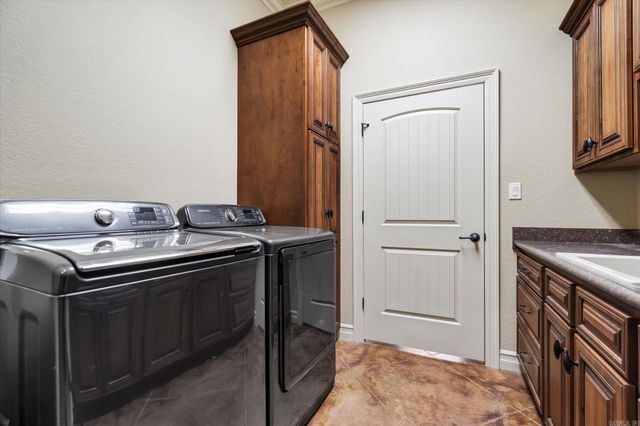 408 Huntcliff Drive, Jonesboro, AR 72404