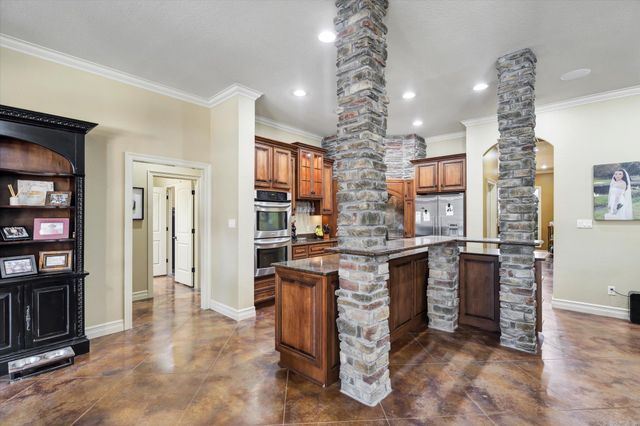 408 Huntcliff Drive, Jonesboro, AR 72404