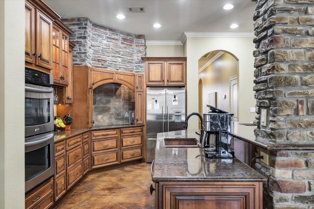 408 Huntcliff Drive, Jonesboro, AR 72404