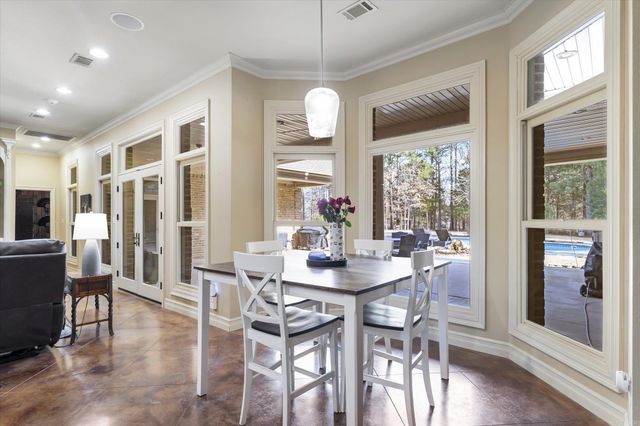 408 Huntcliff Drive, Jonesboro, AR 72404