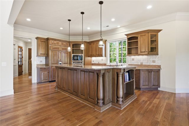 130 River Ridge Road, Sunset, SC 29685