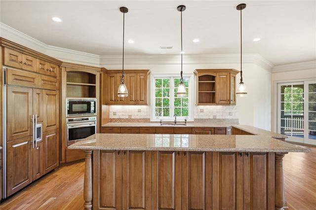 130 River Ridge Road, Sunset, SC 29685
