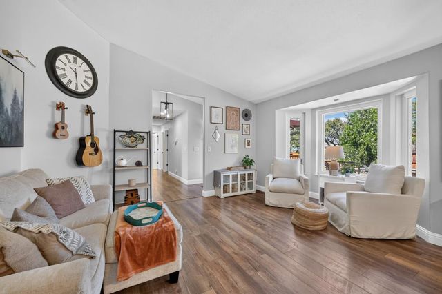 4820 Shooting Star Rd, Pollock Pines, CA 95726