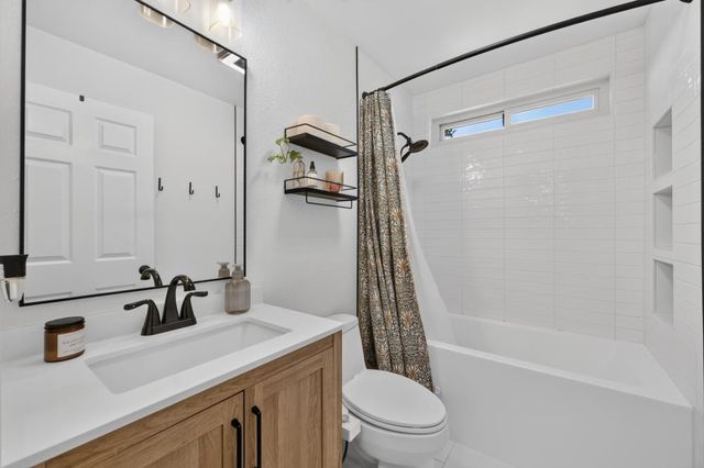 4820 Shooting Star Rd, Pollock Pines, CA 95726