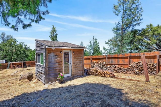 4820 Shooting Star Rd, Pollock Pines, CA 95726