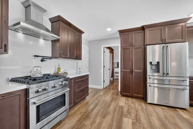 4820 Shooting Star Rd, Pollock Pines, CA 95726