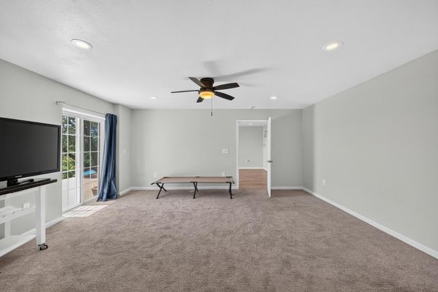 4820 Shooting Star Rd, Pollock Pines, CA 95726
