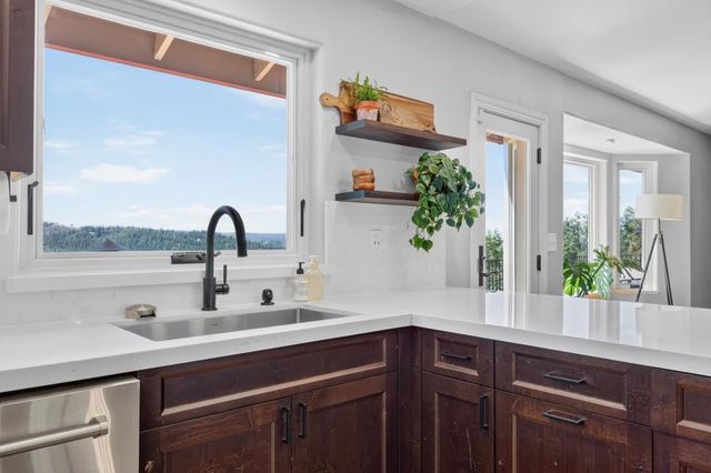 4820 Shooting Star Rd, Pollock Pines, CA 95726